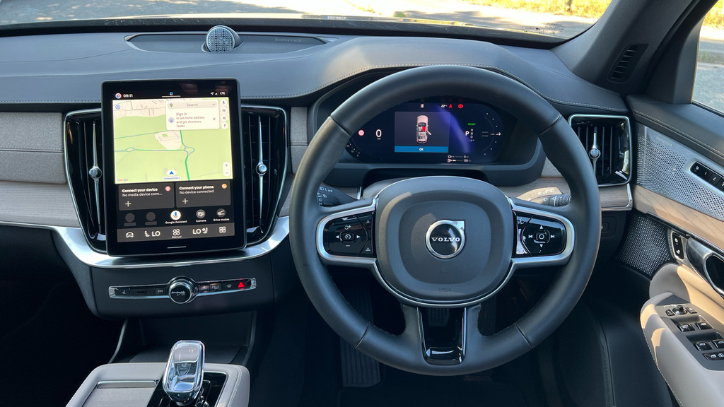 Volvo XC90 Ultra Blue #26