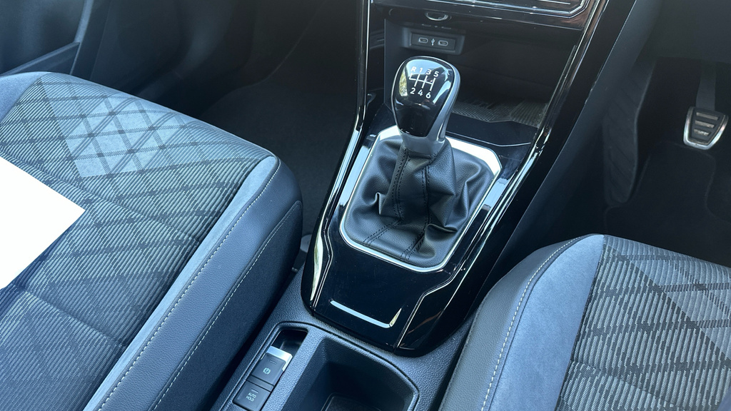 Volkswagen T-Roc 1.5 Tsi Match Silver #37