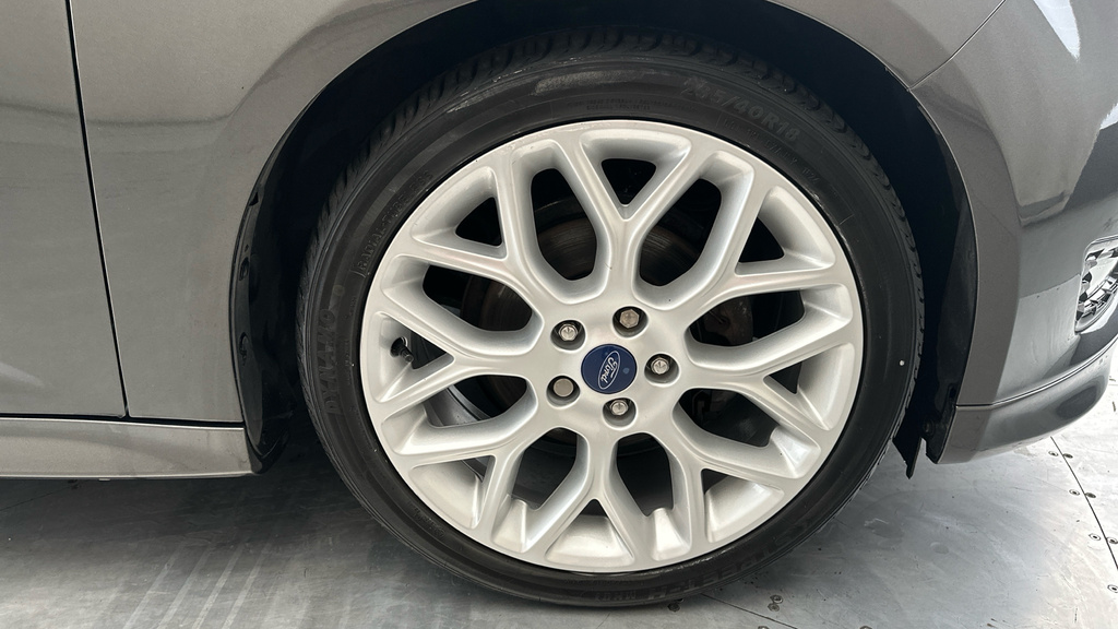 Ford Focus 1.0 Ecoboost 140 St-line Navigation White #23