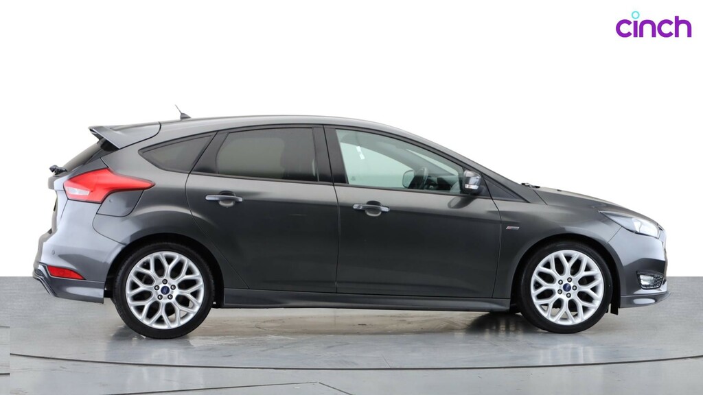 Ford Focus 1.0 Ecoboost 140 St-line Navigation White #2