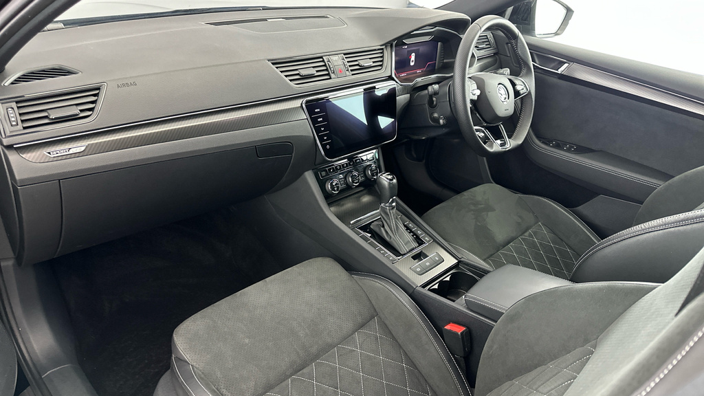 Skoda Superb Se Silver #13