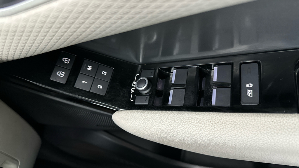 Land Rover Range Rover Velar 2.0 D200 Edition Black #13