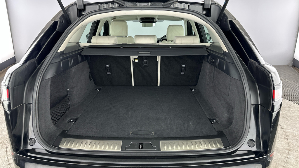 Land Rover Range Rover Velar 2.0 D200 Edition Black #21