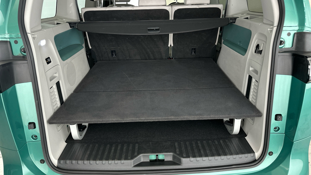 Volkswagen ID.Buzz 210Kw Commerce 79Kwh White #21