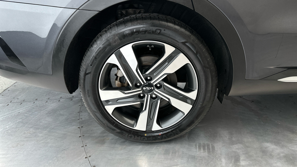 Kia Sorento Vision Hev Awd Au Black #25