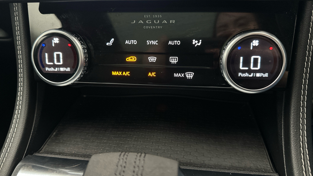 Jaguar F-Pace 2.0 D200 Mhev R-dynamic Se Suv Awd Grey #16