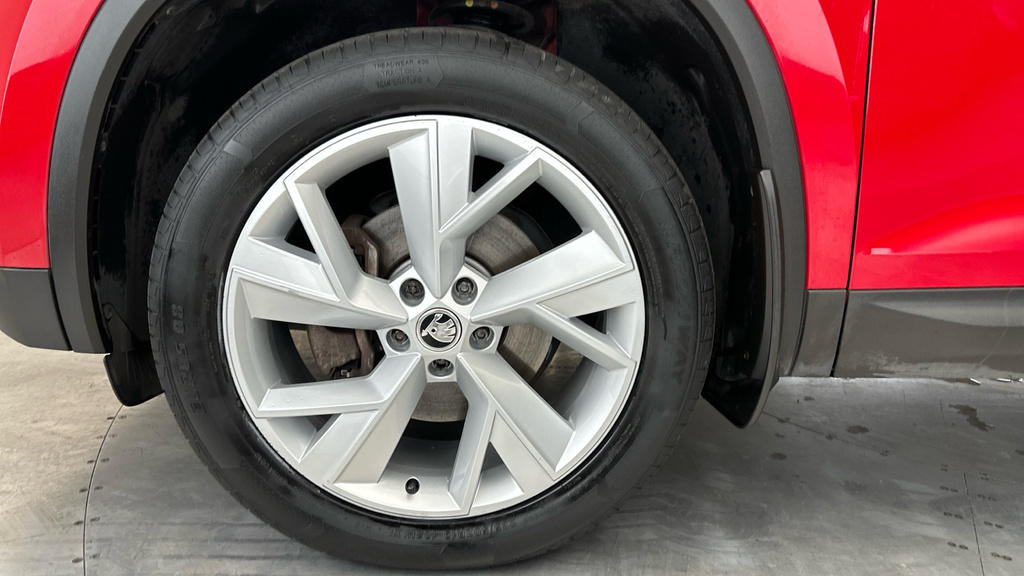 Skoda Kodiaq Edition Grey #23