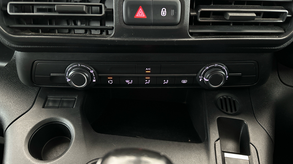 Vauxhall Combo Life 1.5L Se Blue #13