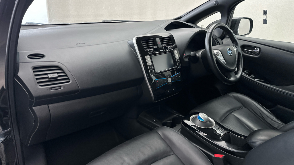 Nissan Leaf 80Kw Acenta 30Kwh White #10