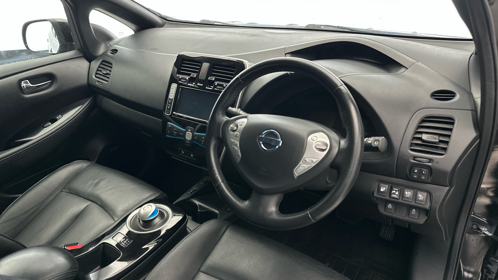 Nissan Leaf 80Kw Acenta 30Kwh White #9