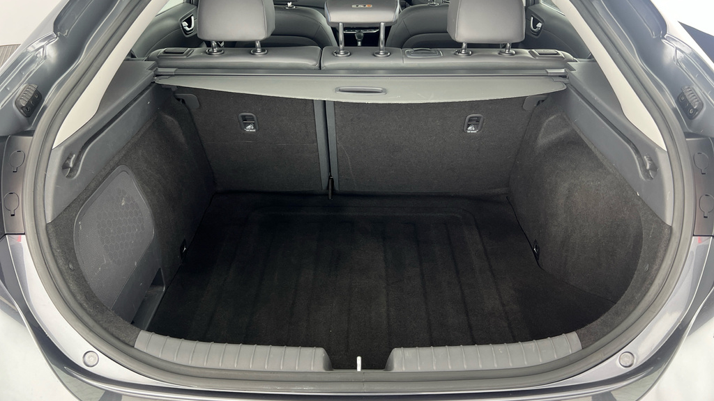 Hyundai Ioniq Hatchback White #27