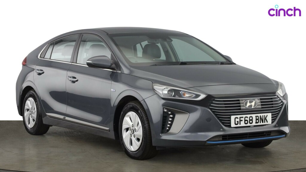Hyundai Ioniq Hatchback White #1