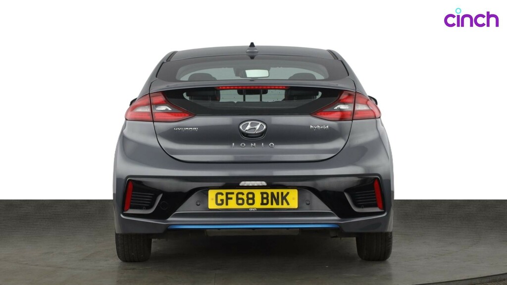 Hyundai Ioniq Hatchback White #4