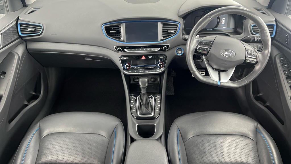 Hyundai Ioniq Hatchback White #15