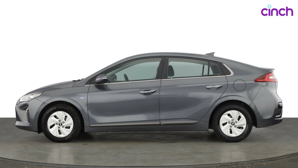 Hyundai Ioniq Hatchback White #6