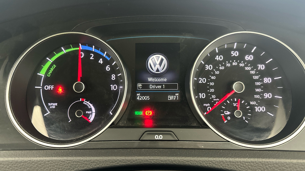 Volkswagen e-Golf E-golf Black #20