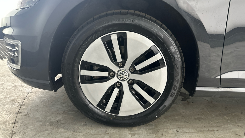 Volkswagen e-Golf E-golf Black #24