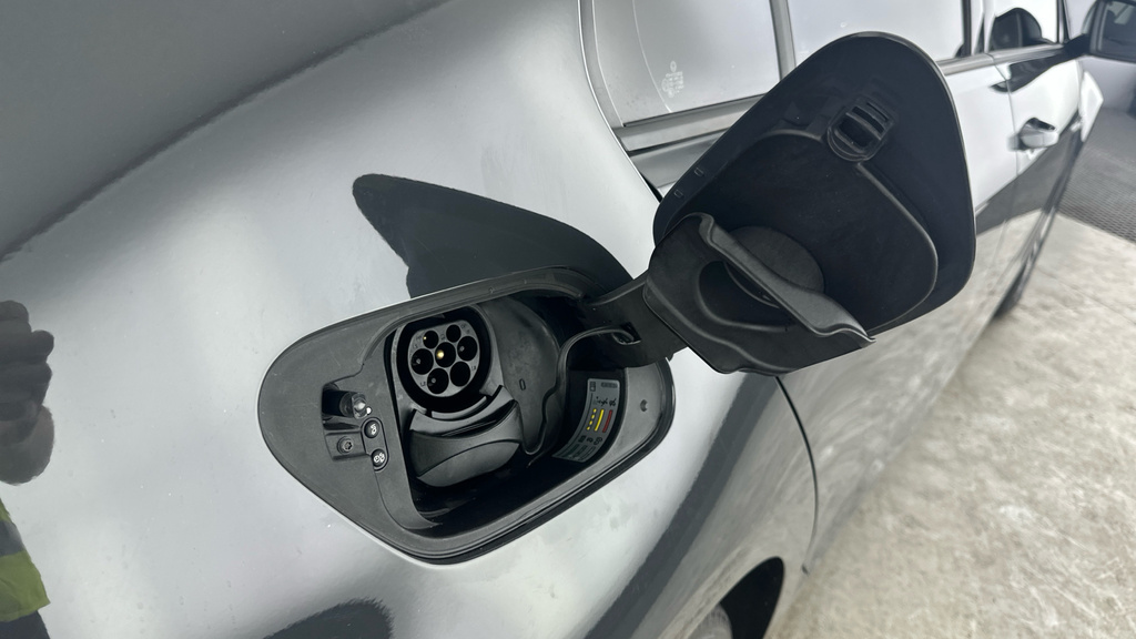Volkswagen e-Golf E-golf Black #28