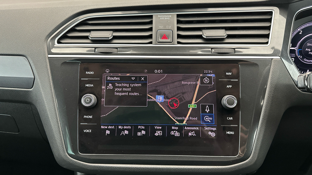 Volkswagen Tiguan Automatic Blue #17