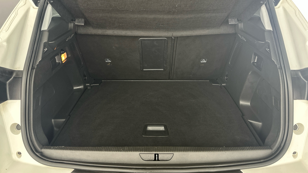 Vauxhall Grandland X Tech Line Nav Red #26