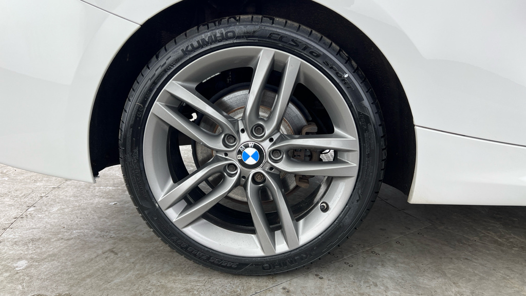 BMW 2 Series 220D Xdrive Luxury White #30