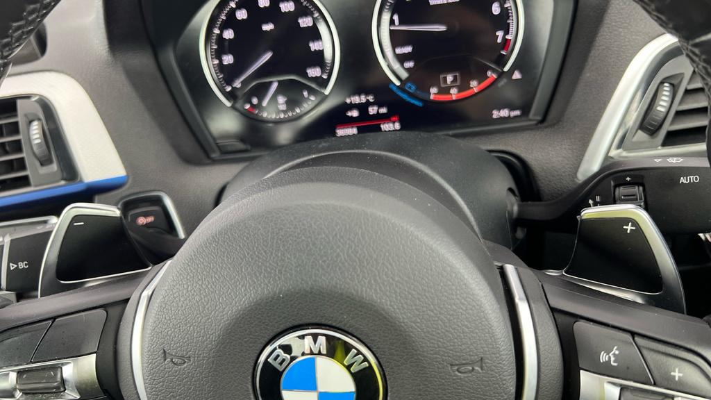 BMW 2 Series 220D Xdrive Luxury White #12