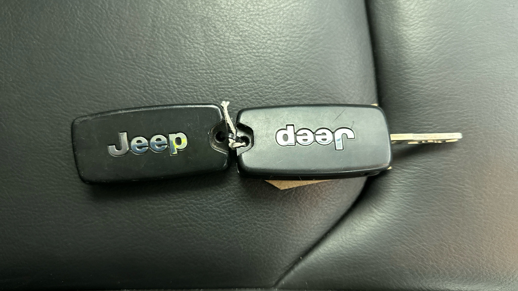 Jeep Renegade Red #30
