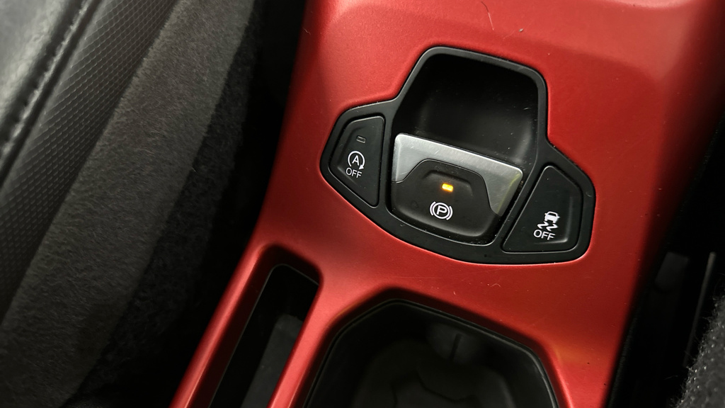 Jeep Renegade Red #12