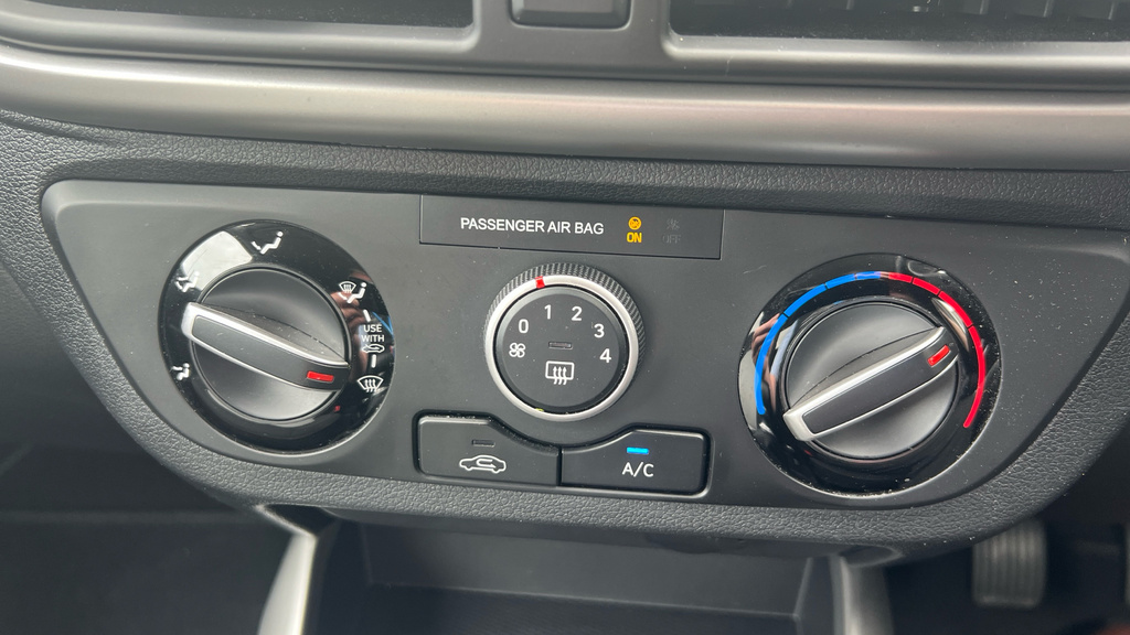 Hyundai I10 Se Connect Red #26