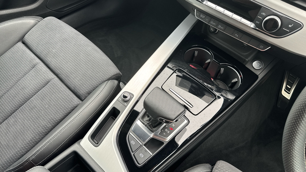Audi A4 Avant A4 S Line 40 Tfsi Mhev White #24