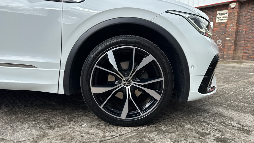 Volkswagen Tiguan Active Blue #20