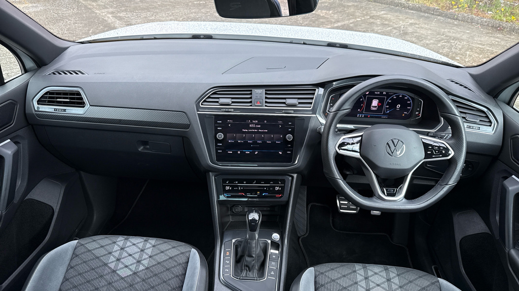 Volkswagen Tiguan Active Blue #11
