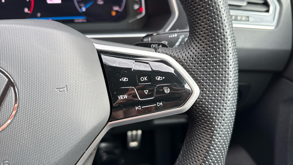 Volkswagen Tiguan Active Blue #31