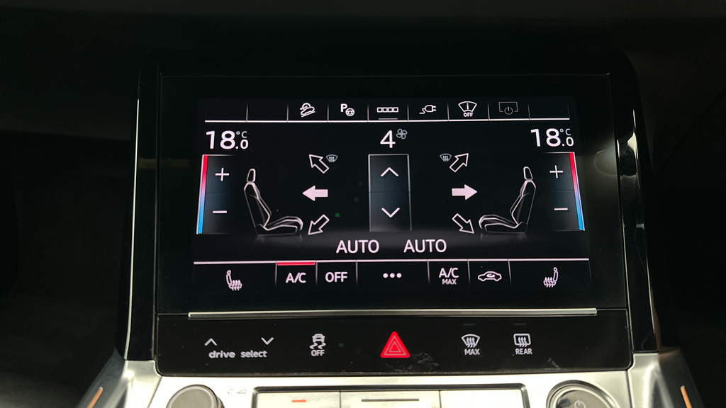 Audi Q8 e tron Vorsprung 55 E-tron Quattro 300,00 Kw Black #13