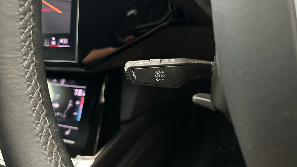 Audi Q8 e tron Vorsprung 55 E-tron Quattro 300,00 Kw Black #14
