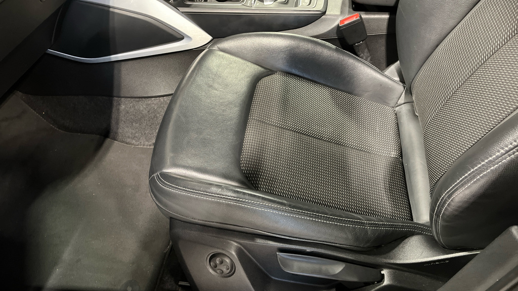Audi Q2 S Line Grey #38