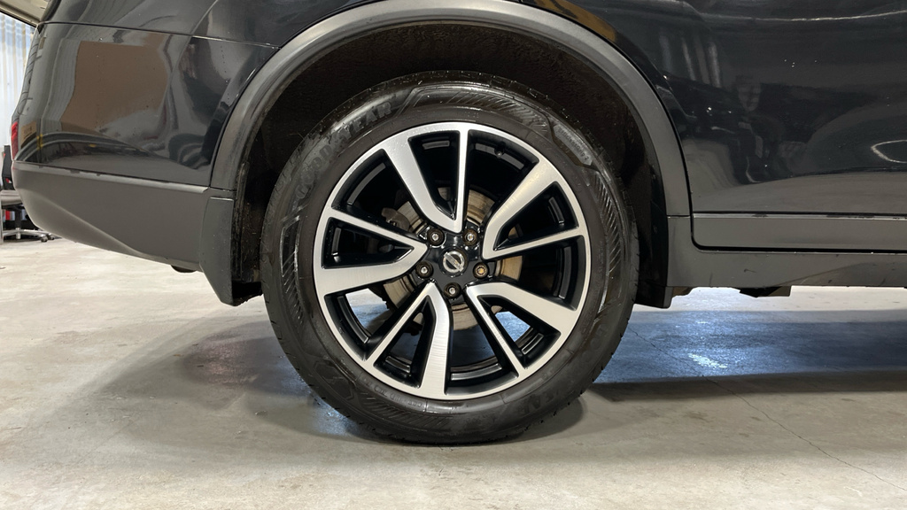 Nissan X-Trail Acenta Black #24