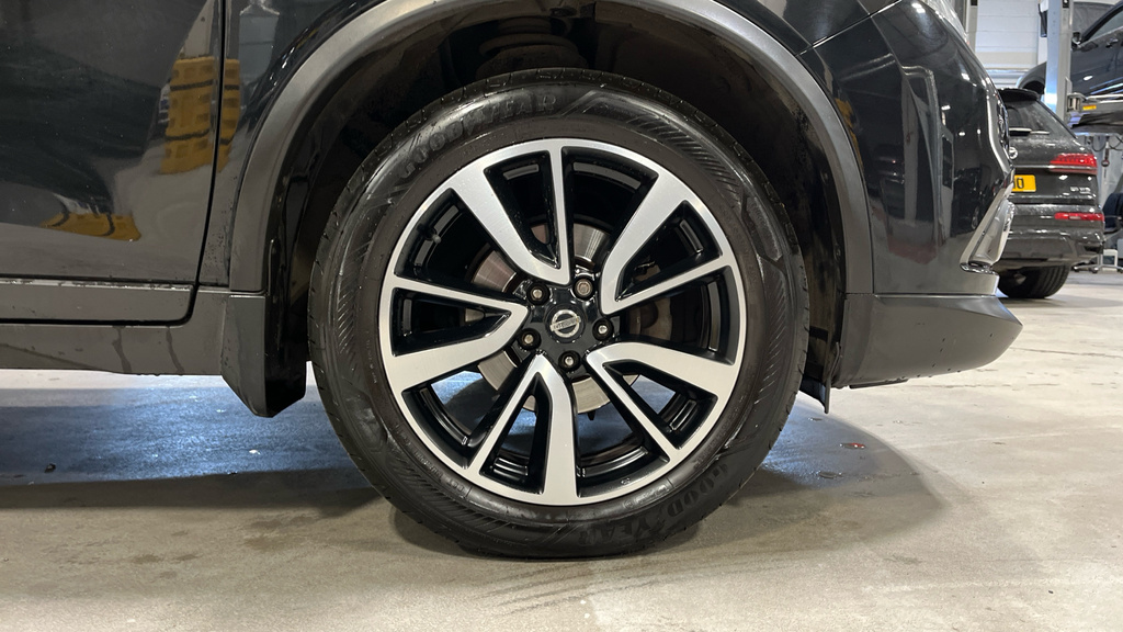 Nissan X-Trail Acenta Black #25