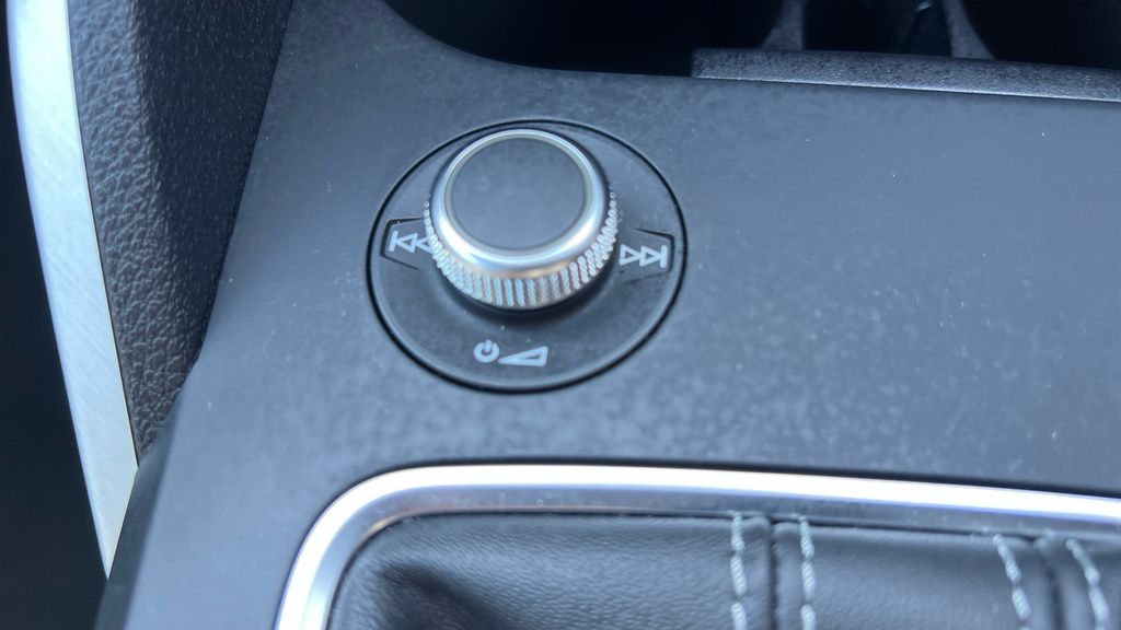 Audi Q2 35 Tfsi S Line S Tronic Silver #48