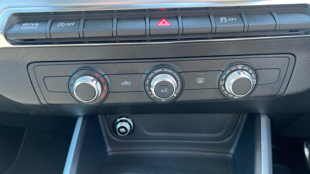 Audi Q2 35 Tfsi S Line S Tronic Silver #43