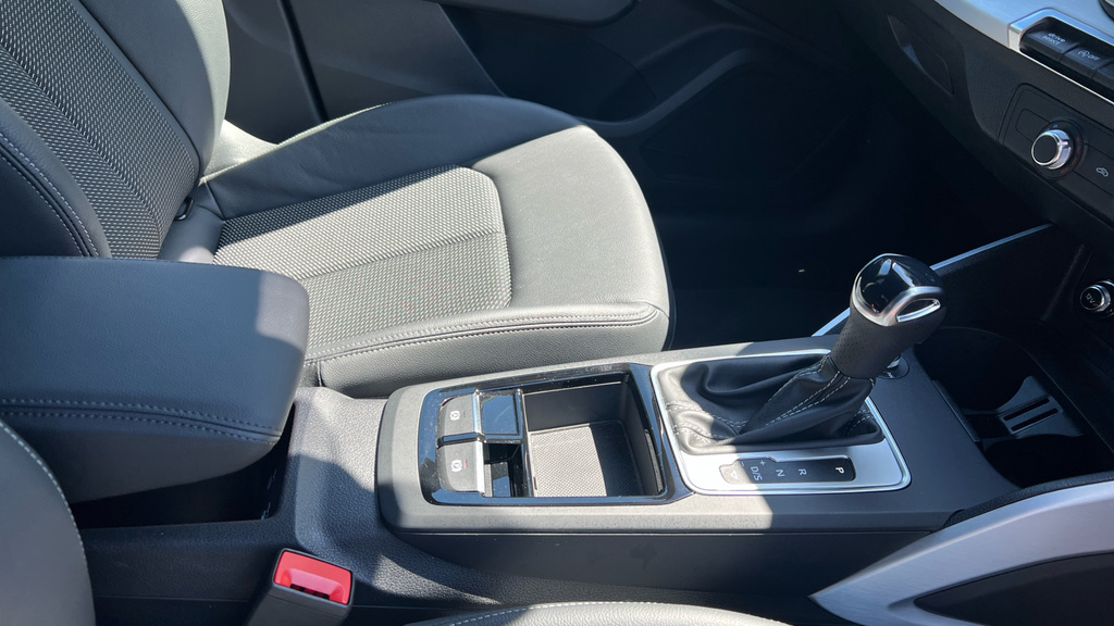 Audi Q2 35 Tfsi S Line S Tronic Silver #25