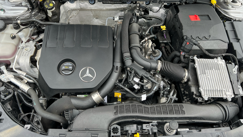 Mercedes-Benz CLA Class Cla 180 Amg Line Executive Tip Blue #32