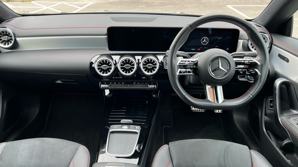 Mercedes-Benz CLA Class Cla 180 Amg Line Executive Tip Blue #16