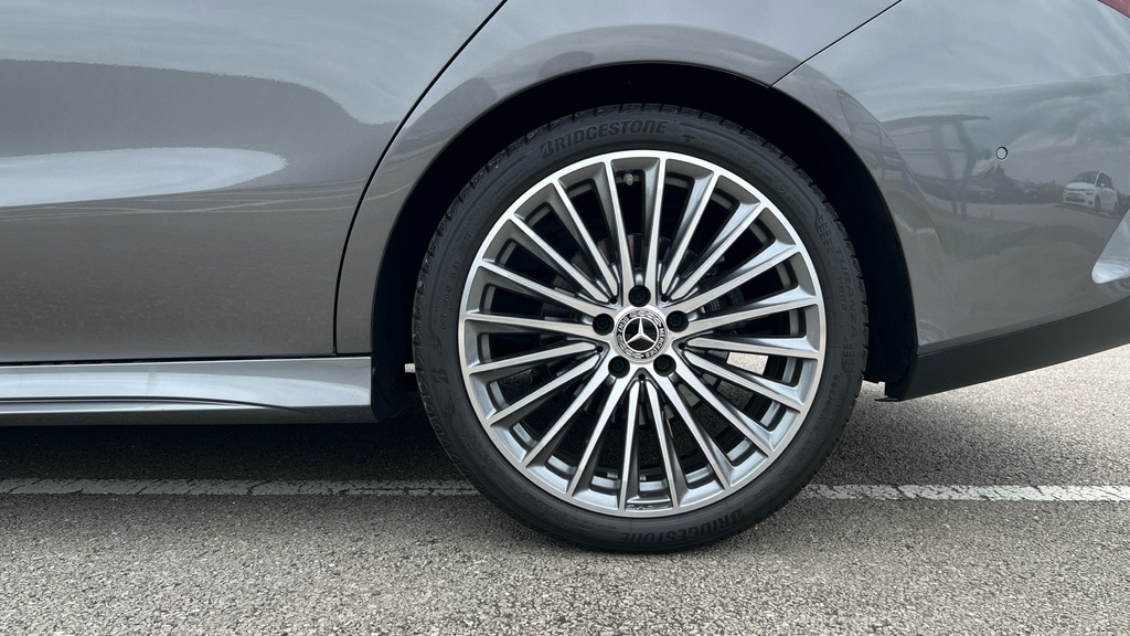 Mercedes-Benz CLA Class Cla 180 Amg Line Executive Tip Blue #34