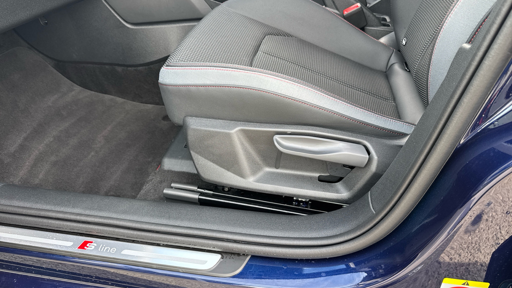 Audi A1 A1 30 Tfsi S Line S Tronic Black #33
