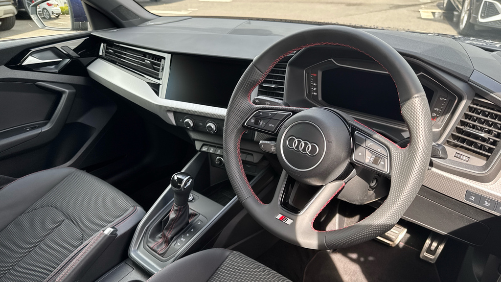 Audi A1 A1 30 Tfsi S Line S Tronic Black #9