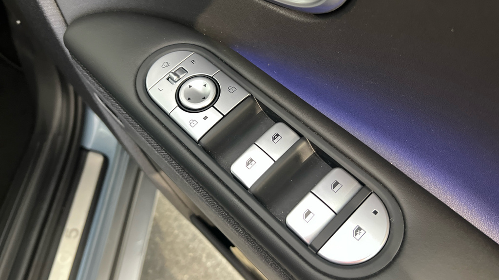 Hyundai Ioniq 5 Premium Automatic Grey #40