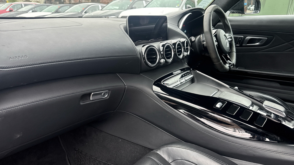 Mercedes-Benz AMG GT Coupe White #12