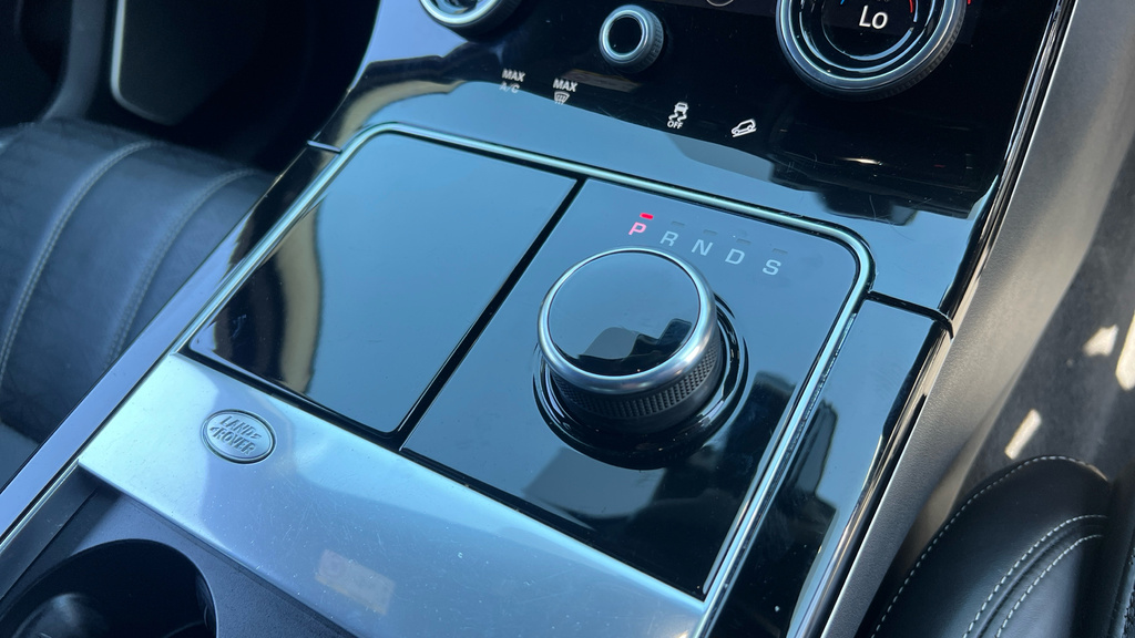 Land Rover Range Rover Velar R-dynamic S Gold #60