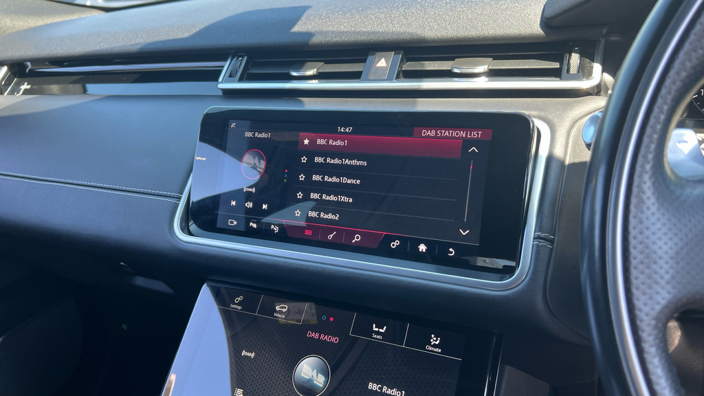 Land Rover Range Rover Velar R-dynamic S Gold #17